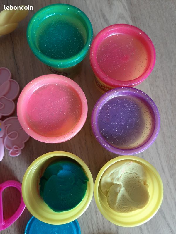 Play Doh cupcake party my little pony (image 4)