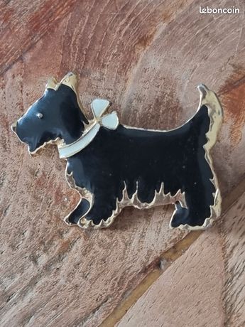 Broche Vintage Chien Scottish Fox Terrier - Noir Et Doré Avec Fausse Perle - Bijou Occasion
