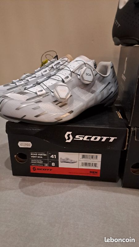 Chaussures De Cyclisme Peloton – Crampons VTT/Route – Pointure EU 41 (US Homme 8 / Femme 10)