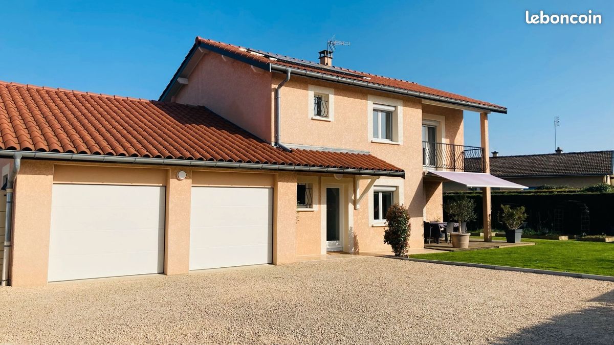 Maison 6 pièces 160 m² · à Vonnas · 160 m² · 339 000 €