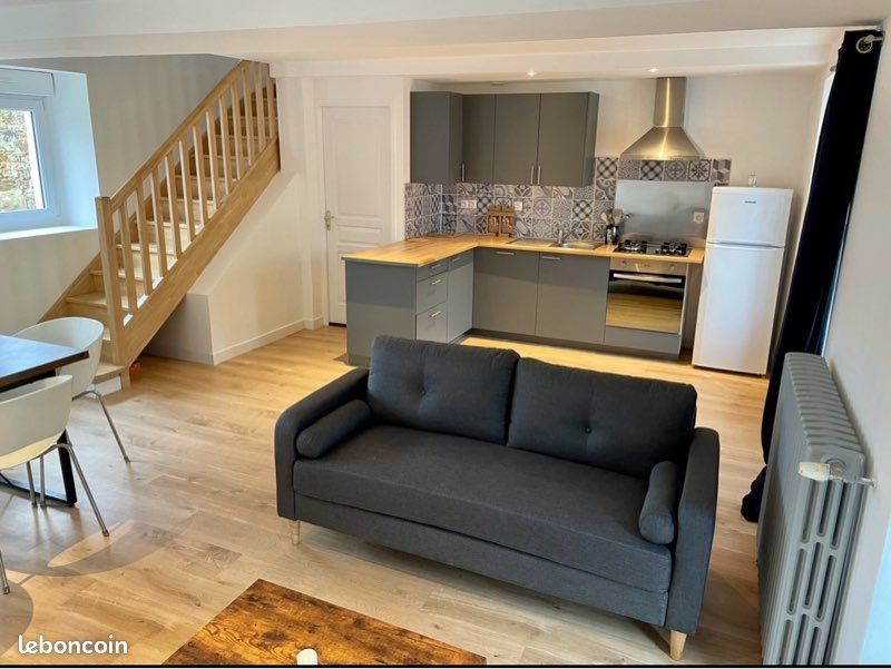 Maison 5 pièces 94 m² · à Château-Gontier-sur-Mayenne · 94 m² · 900 €