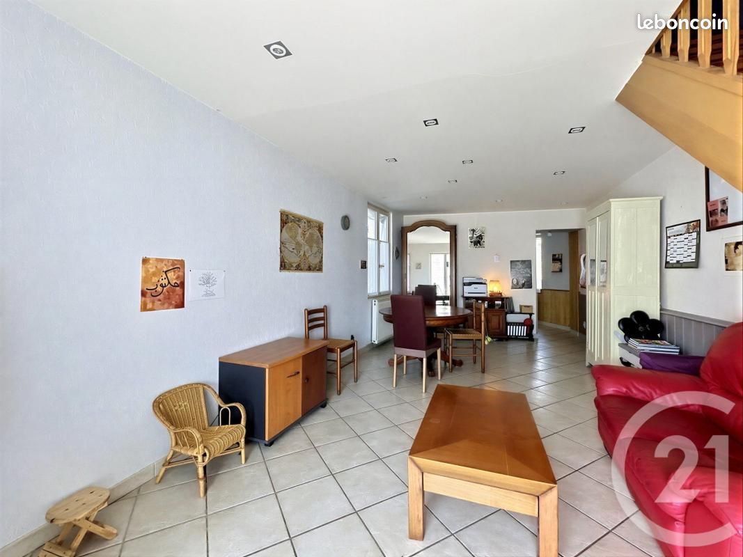 Maison 5 pièces 85 m² · à Grigny-sur-Rhône · 85 m² · 275 000 €