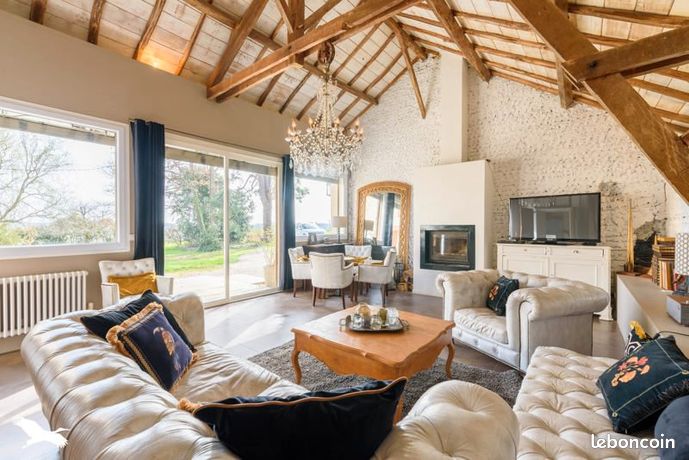 Ferme 8 pièces 225 m²