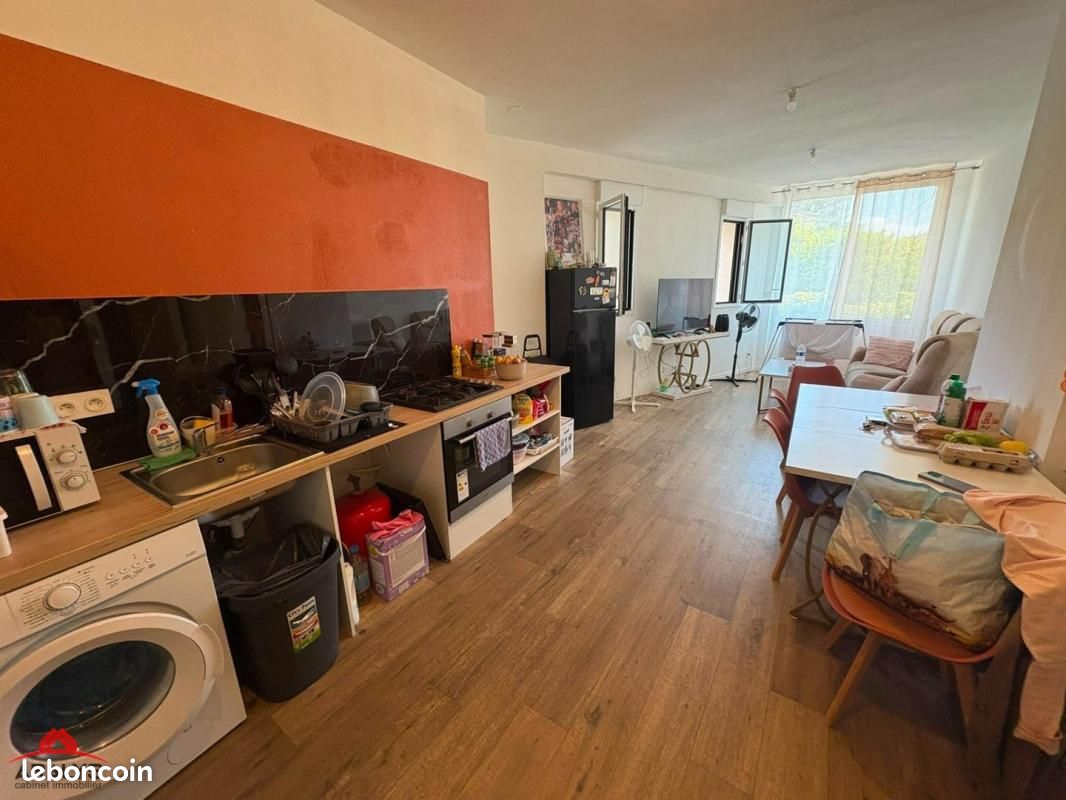 Appartement 4 pièces 83 m² · à Riorges · 83 m² · 520 €