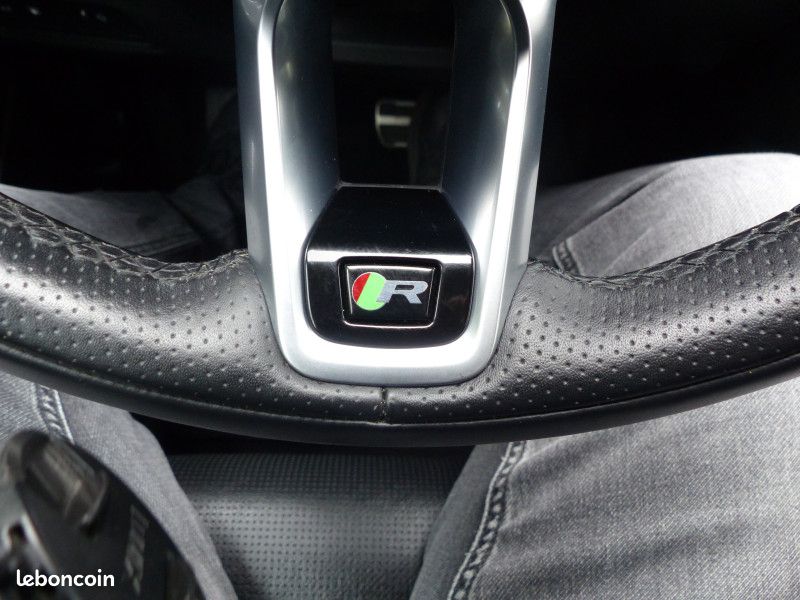 Jaguar E-PACE P300E PHEV R-DYNAMIC HSE BVA AWD (image 34)