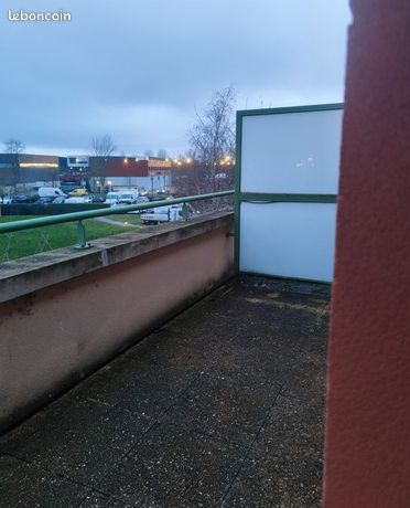 Studio 1 pièce 29 m²