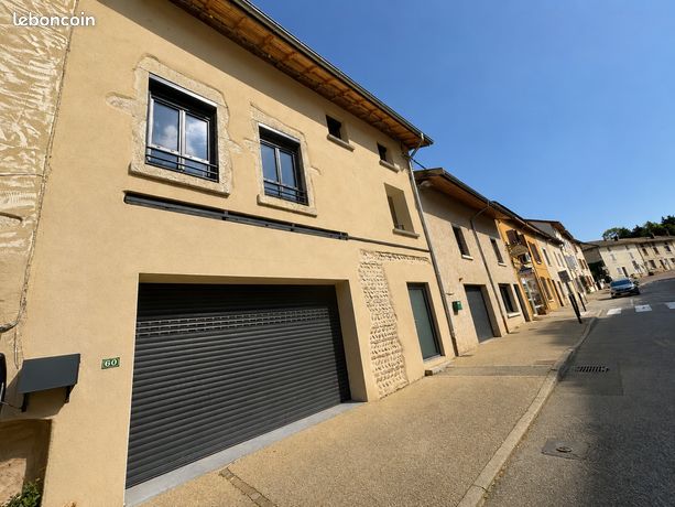 Vente maison centre de Priay avec jardin