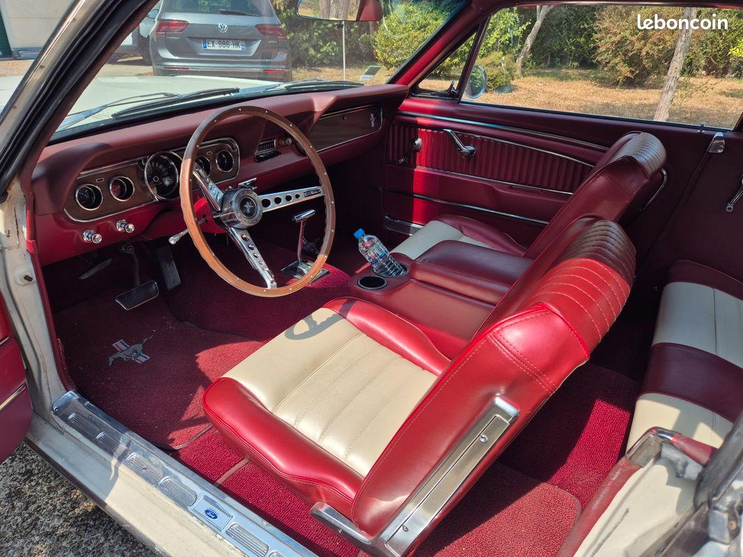 Ford mustang (image 3)