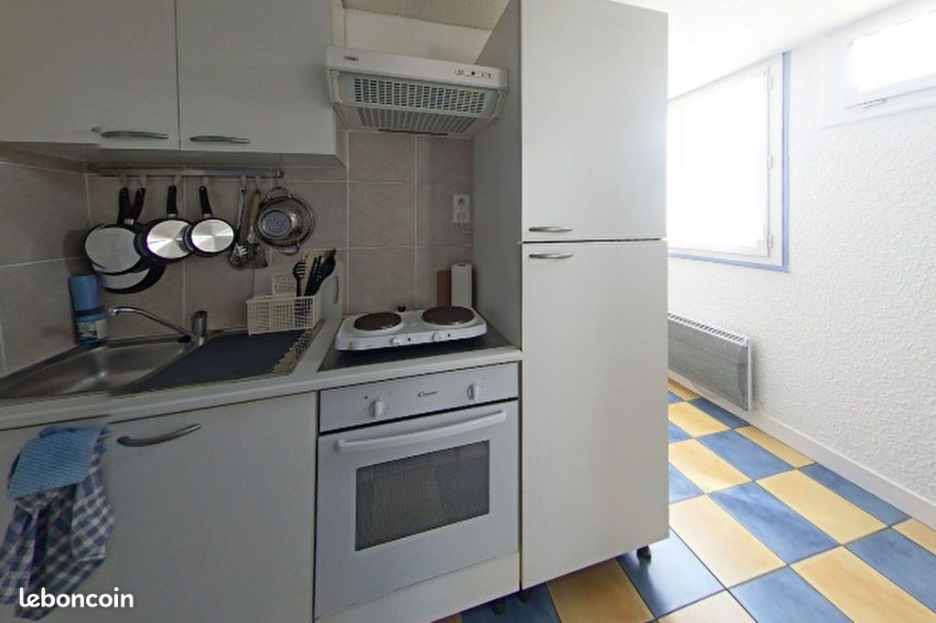 Studio 1 pièce 30 m² (image 2)