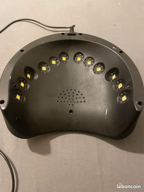 Machine uv ongles (image 4)