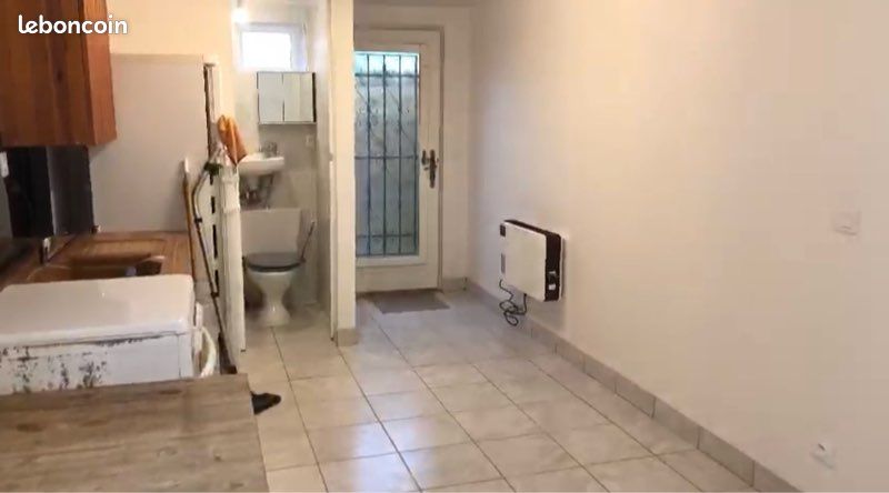 18m2 Studio meublé 18m2 à louer - Locations