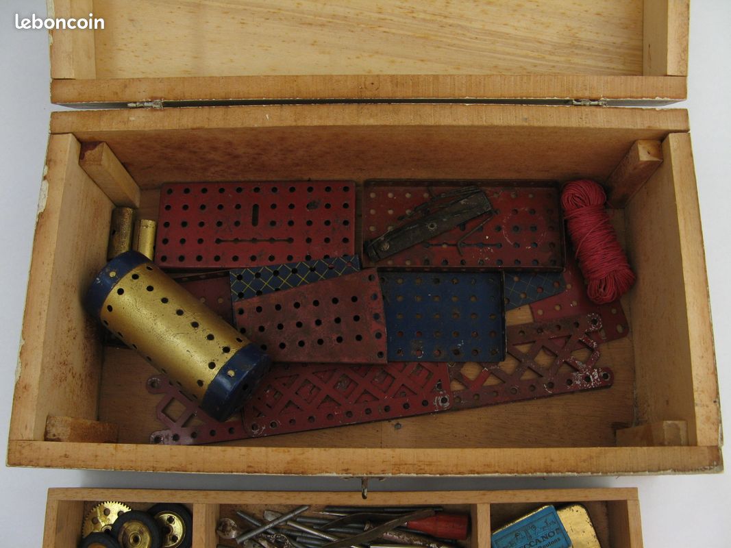 Coffret En Bois Meccano Ancien – Lot De Pièces Métal Vintages, Collection
