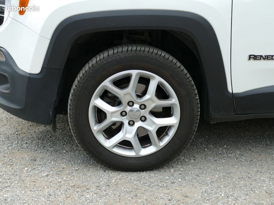 JEEP RENEGADE 2.0 MULTIJET 140 Ch LIMITED 4X4 BVA TOIT OUVRANT (image 2)