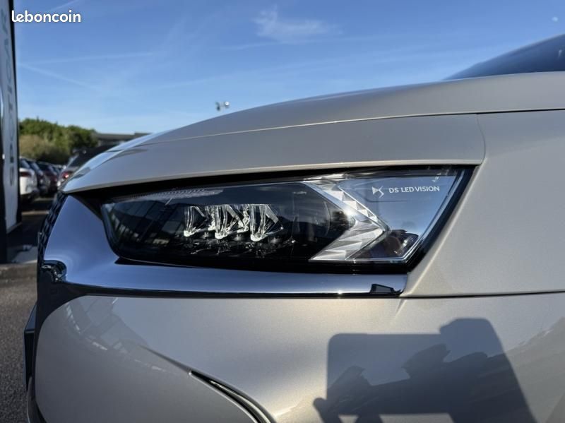 Ds DS 7 Crossback E-TENSE 4x4 300 Rivoli (image 12)