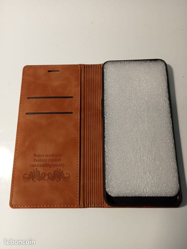 GRATUIT - Housse magnétique pour Oppo A96 5G - reno7lite - reno8lite 🌟 Protégez votre précieux Oppo A96 5G, Reno7 Lite, et Reno8 Lite avec élégance 🌟 (image 1)