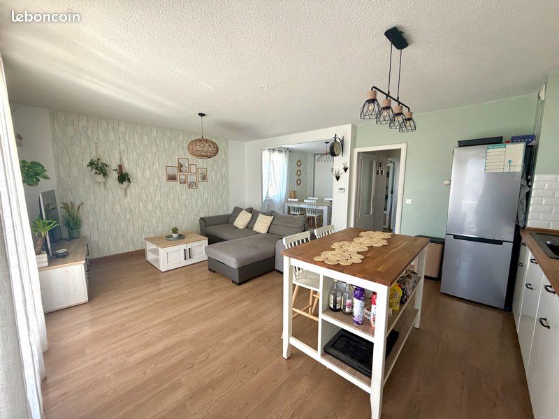 Appartement 3 pièces 70 m² · à Échirolles · 70,4 m² · 179 000 €