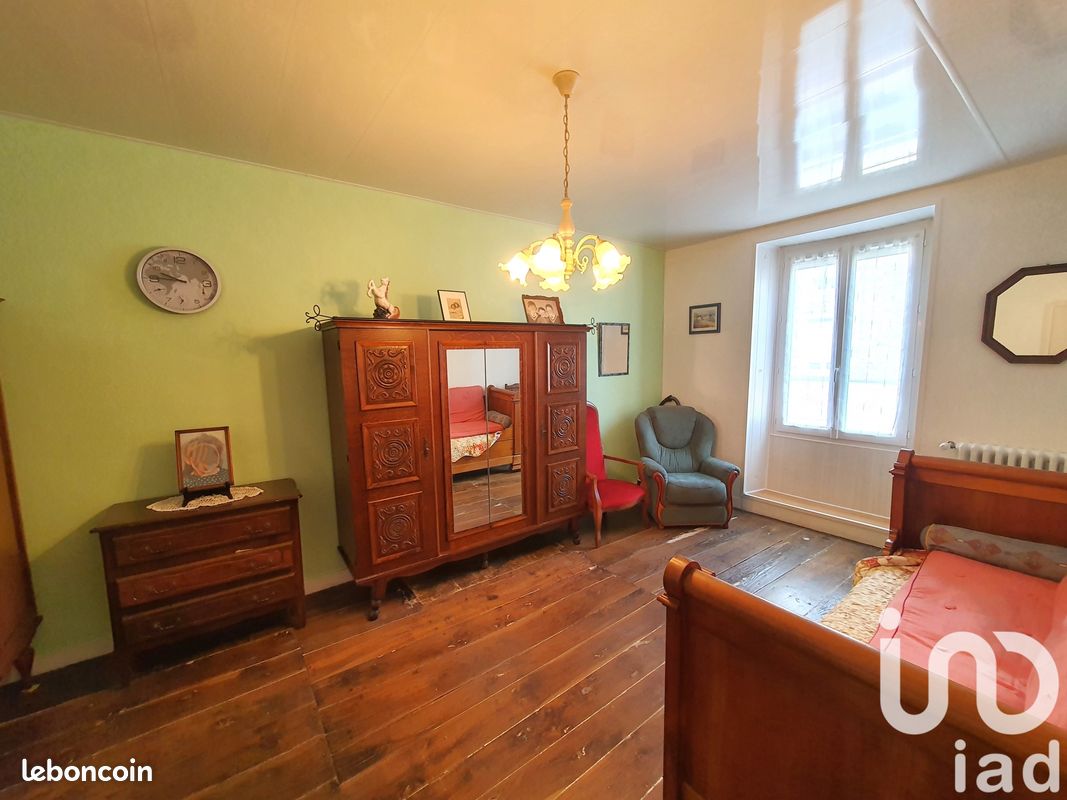 Maison de ville 6 pièces 125 m² - Chasseneuil-sur-Bonnieure 16260 (image principale 7)