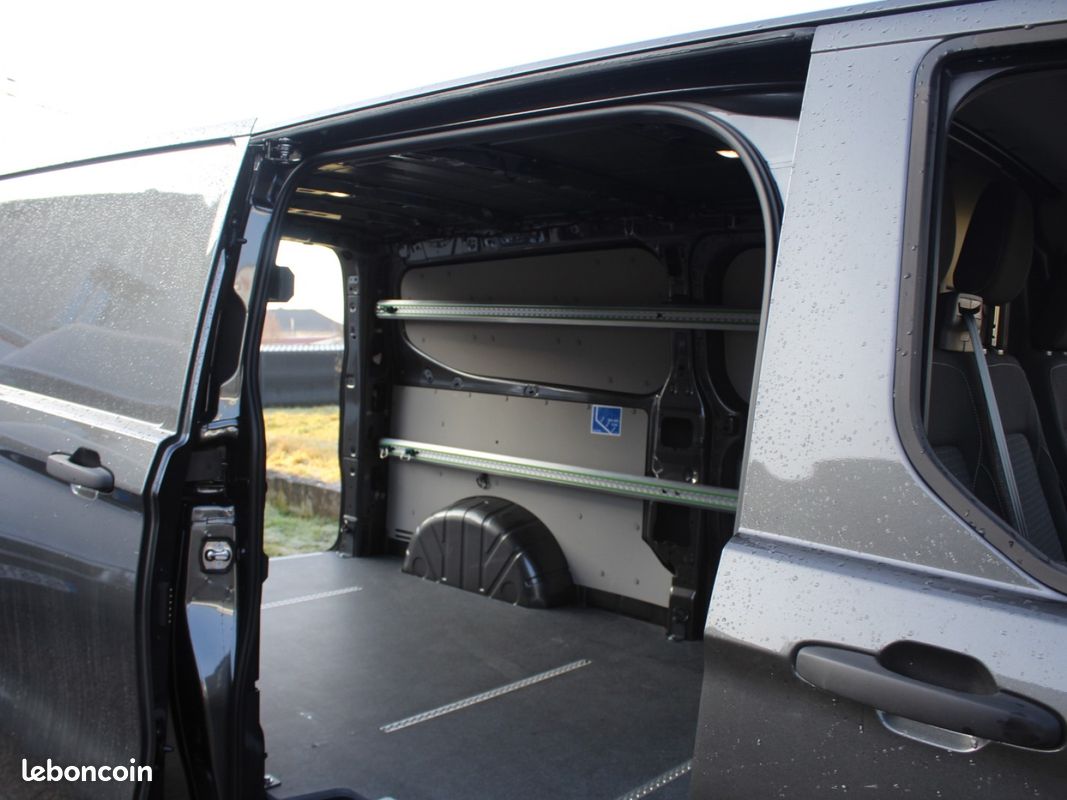 Ford transit custom fourgon ford transit custom trend l2h1 2.0 170 cv bva8 / 1er main (image 11)