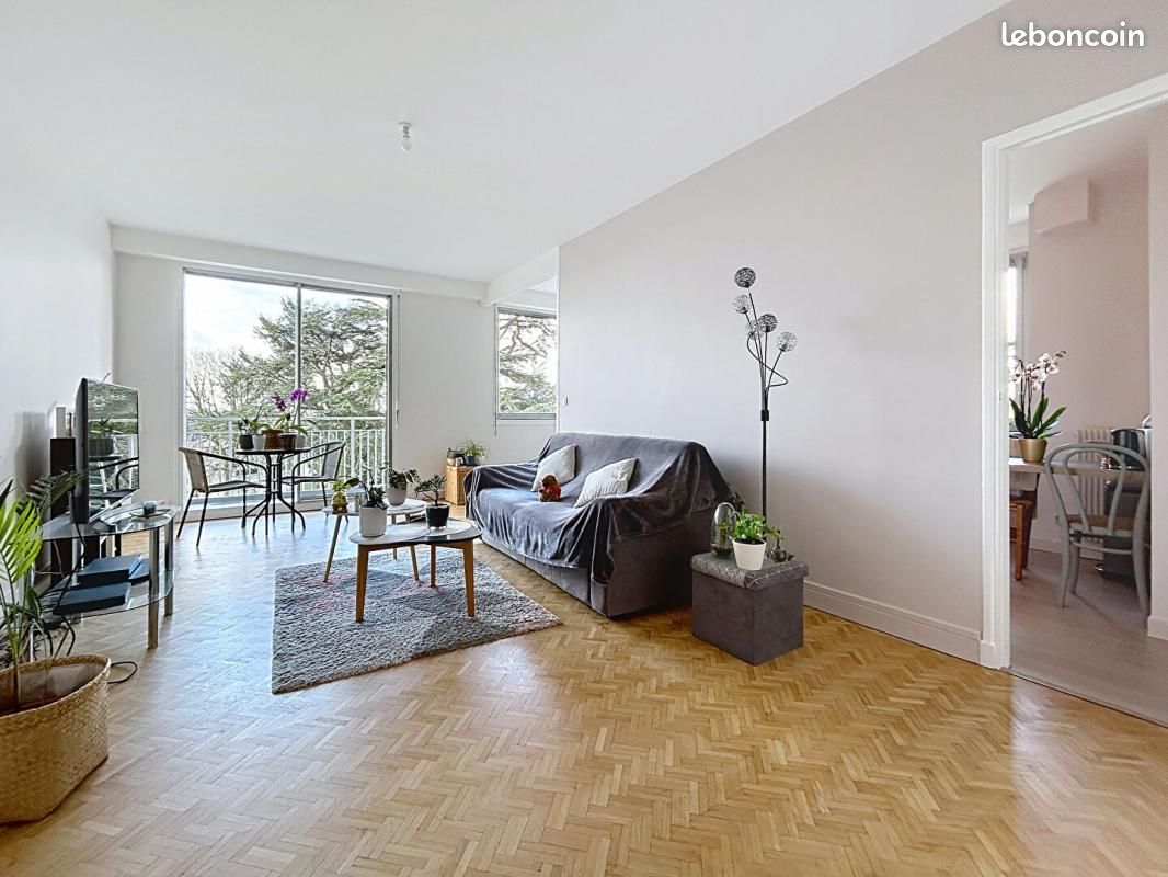 Appartement 3 pièces 68 m² · à Mont-Saint-Aignan · 68 m² · 985 €