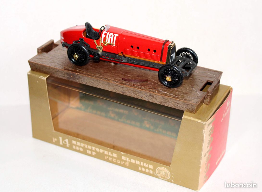 Collection de 12 voitures miniatures BRUMM Made in Italy 1/43 - Collection