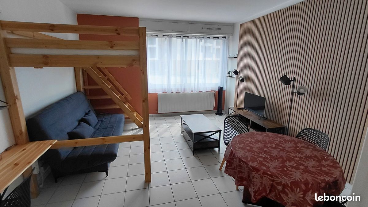 Appartement 1 pièce 32 m² · à Chambéry · 32 m² · 700 €