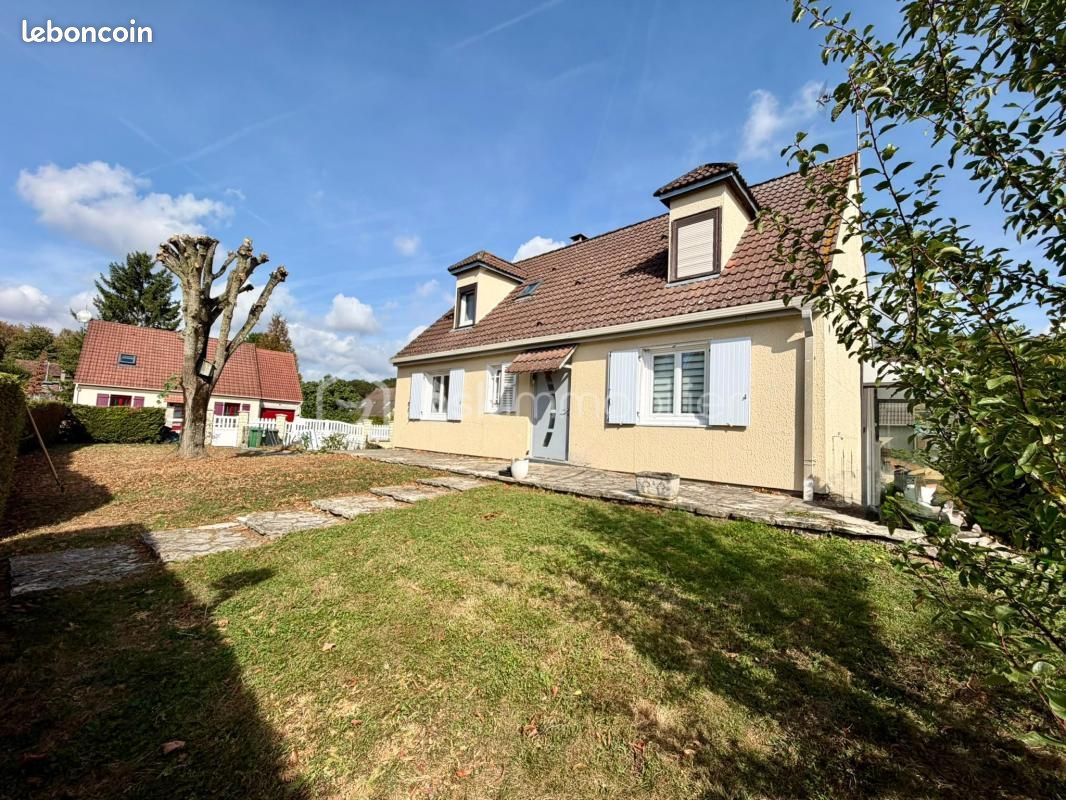 Maison 8 pièces 128 m² · à Persan · 128 m² · 310 000 €