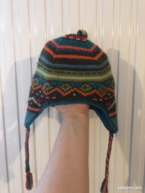 Bonnet (image 1)