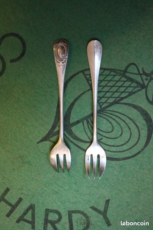 Christofle - Fourchette à huîtres en métal argenté (image 2)