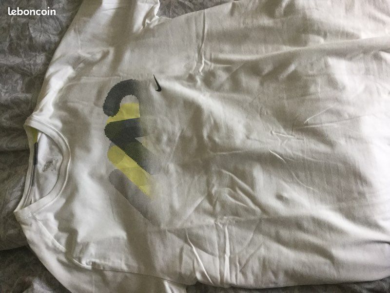 T-shirt Nike neuf (image 1)