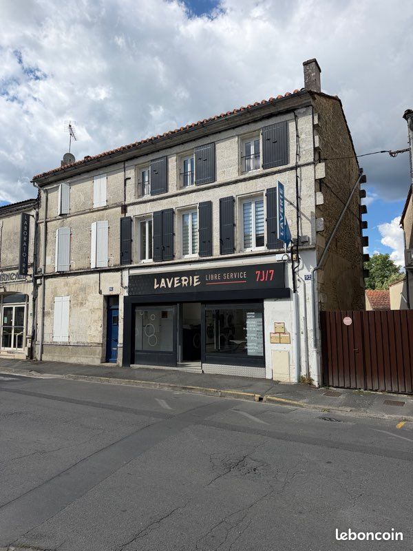 Appartement 2 pièces 40 m² · à Angoulême · 40 m² · 560 €