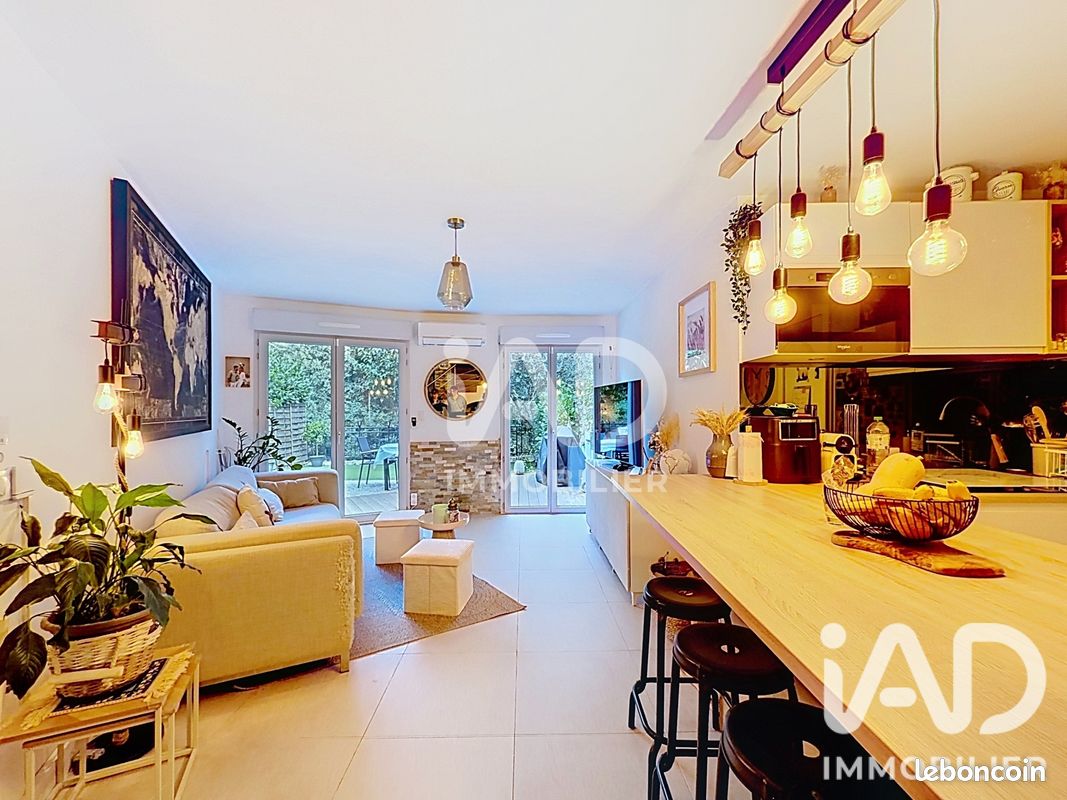 Appartement 3 pièces 50 m² · à Saint-Laurent-du-Var · 50 m² · 355 000 €