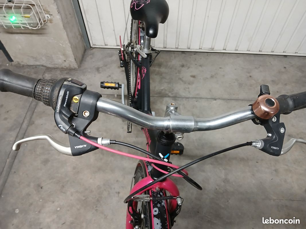 Velo fille enfant Vtc B'Twin 24 pouces 9-12 ans Vélos