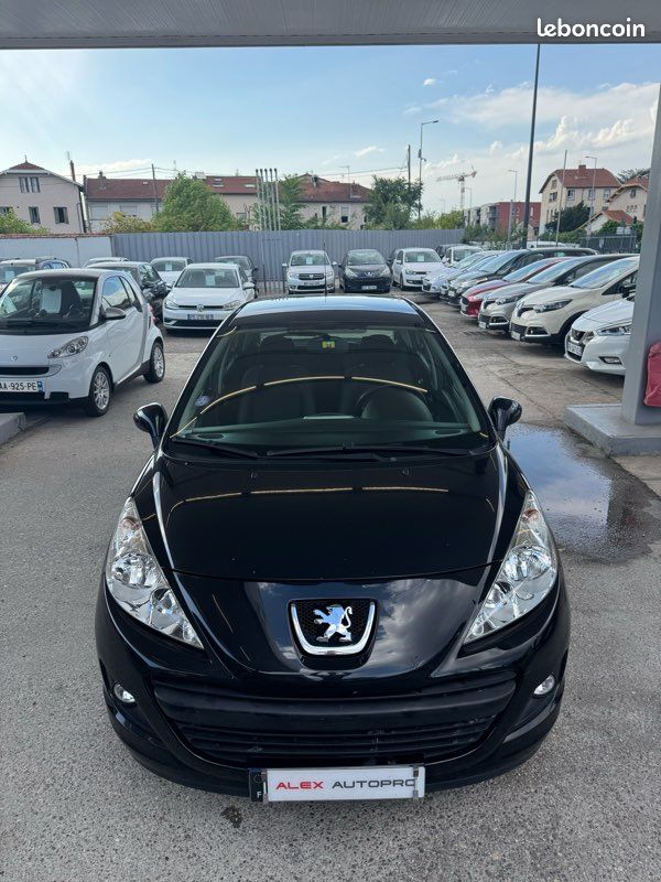PEUGEOT 207 1.4 75ch Access (CRIT’AIR 1) (image 5)