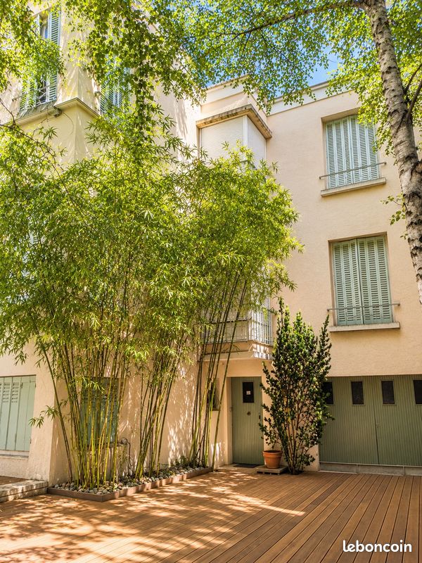 Maison 6 pièces 200 m² · à Clermont-Ferrand · 200 m² · 585 000 €