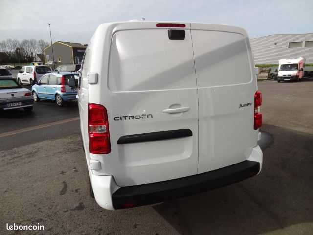 Citroen JUMPY FG XL 2.2 DIESEL 180CH CABINE APPROFONDIE FIXE PACK PREMIUM CONNECT AUTOMATIQUE (image 11)