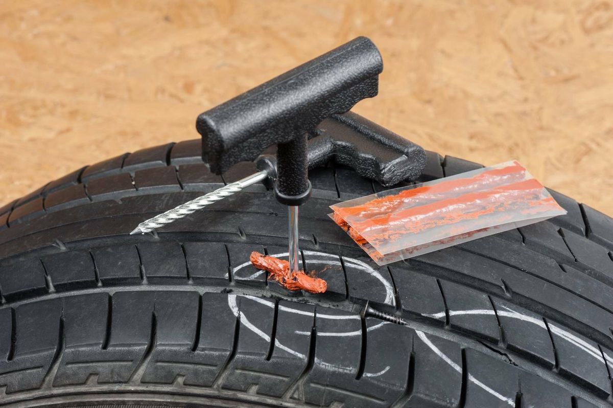 kit de reparation avec mèches pour pneu tubeless voiture moto