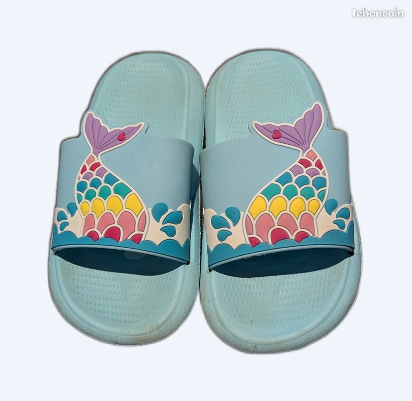 Claquette fille taille 30-31 Chaussures