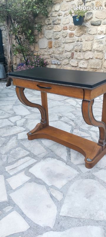 Console en bois ancien (image 2)