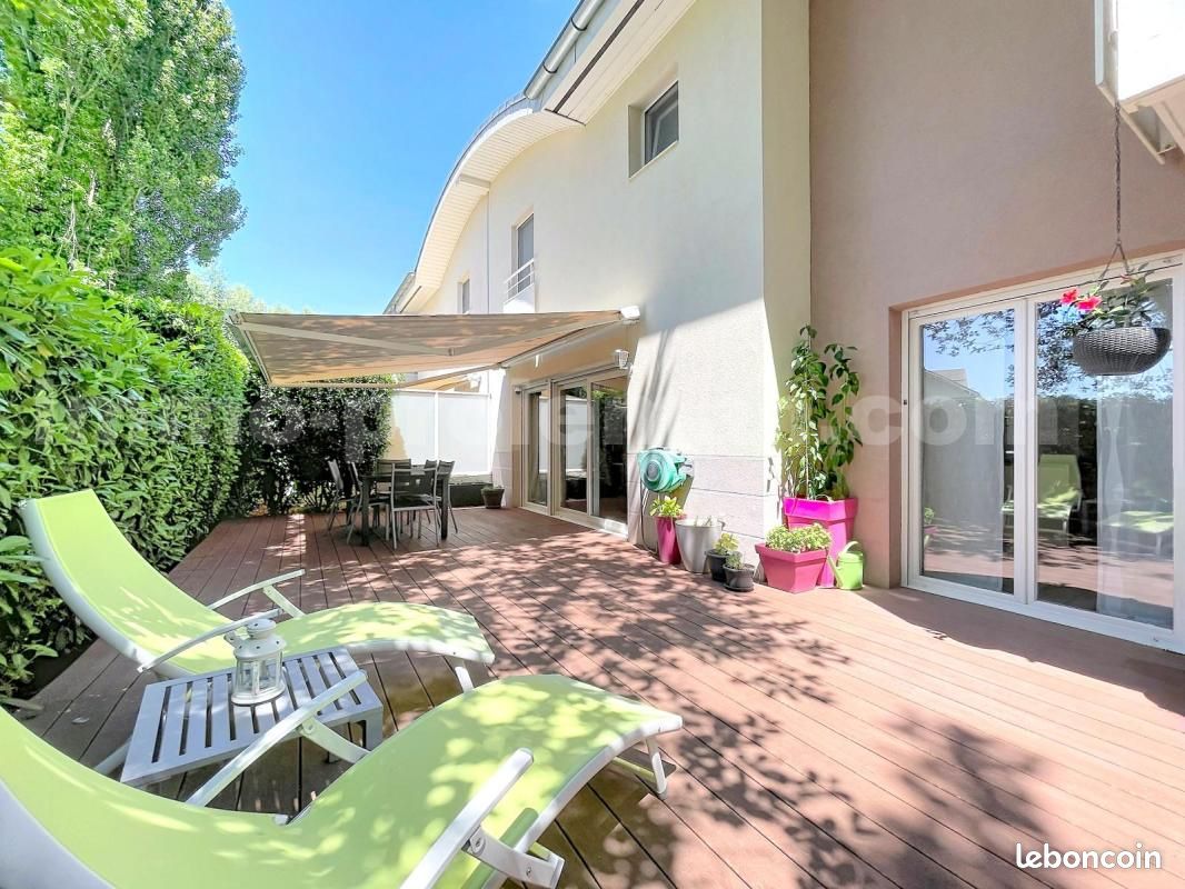 Maison 5 pièces 118 m² · à Ambilly · 118 m² · 550 000 €