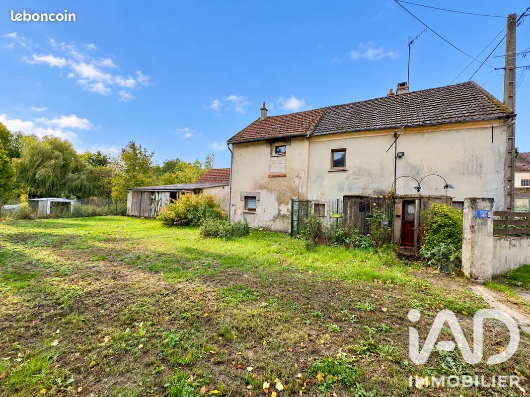 Maison 3 pièces 49 m² · à Brécy · 49 m² · 59 000 €