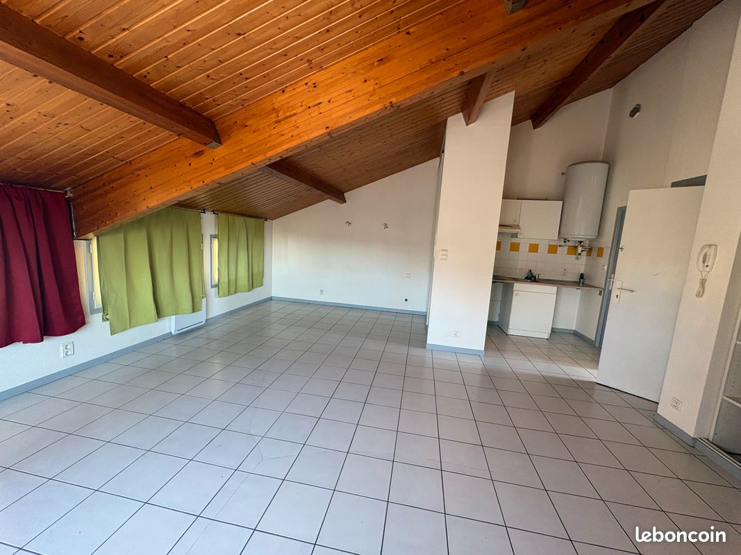 Appartement 1 pièce 40 m² · à Gaillac · 40 m² · 390 €/mois
