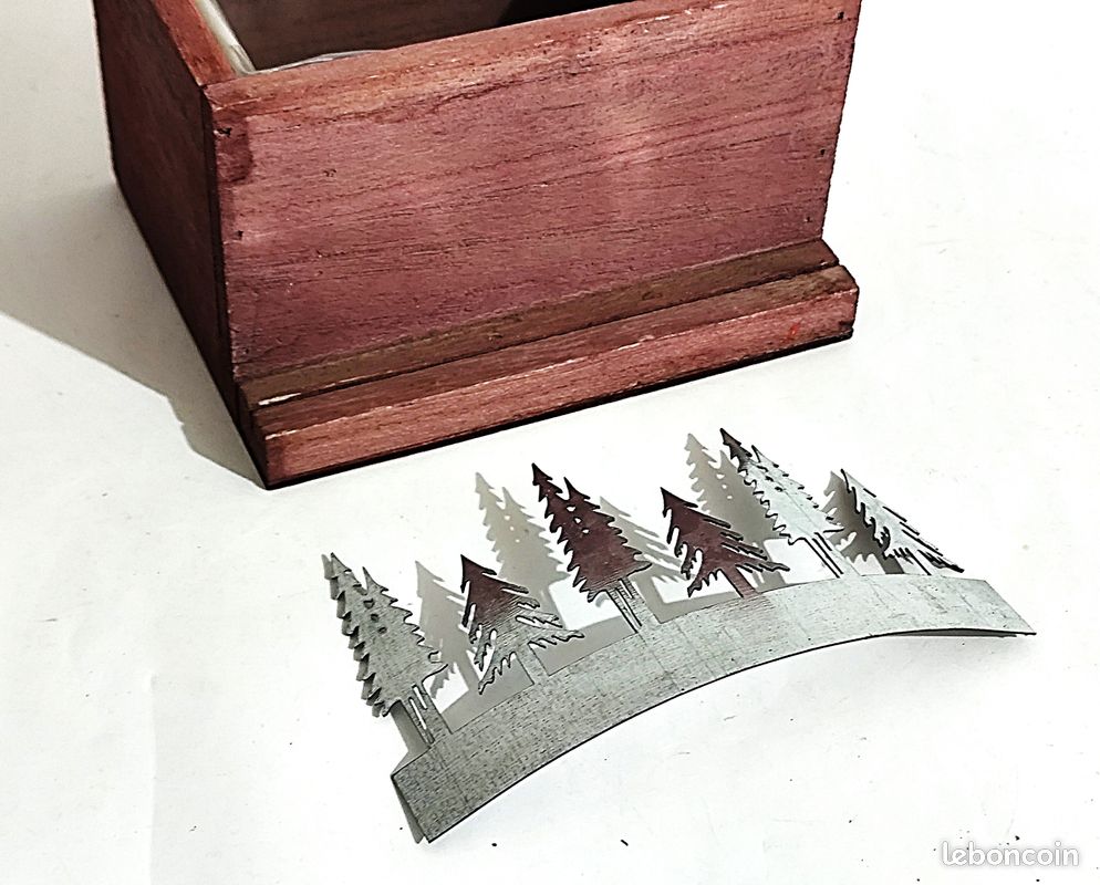 Vide–poche, porte–crayons ou jardinière en bois (image 8)