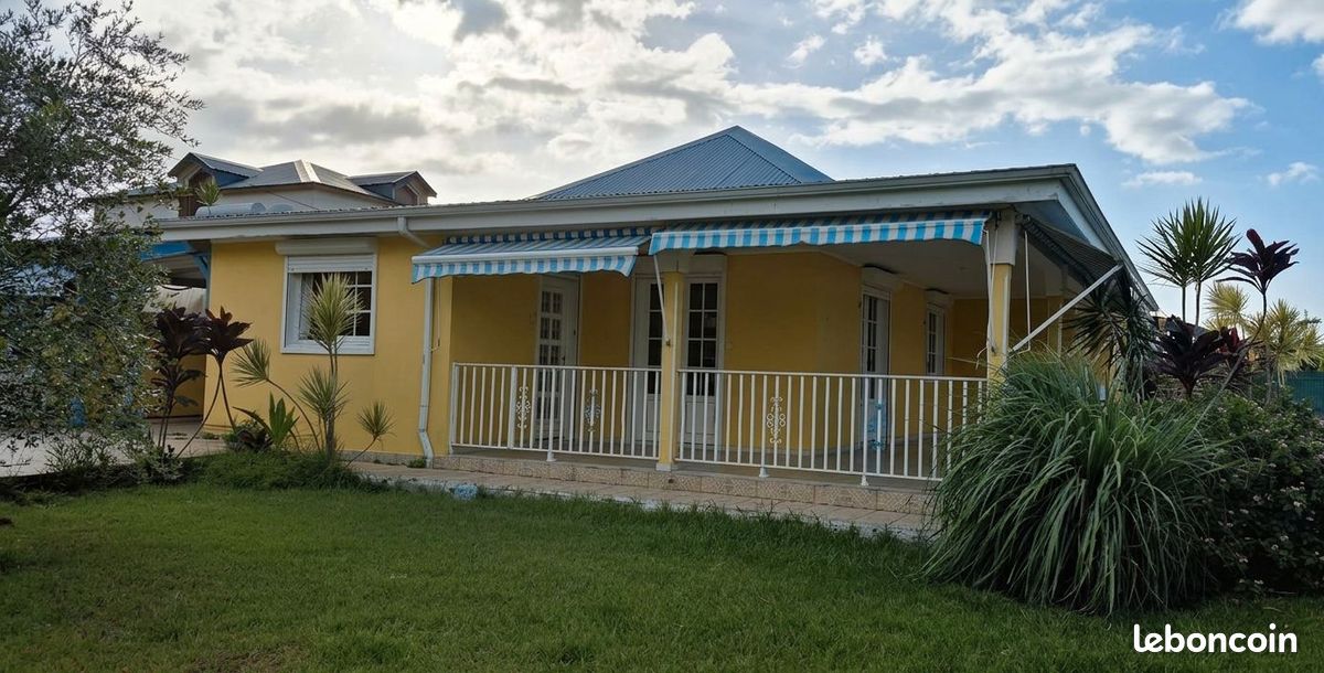 Maison 4 pièces 89 m² · à Sainte-Rose · 89 m² · 1 380 €/mois