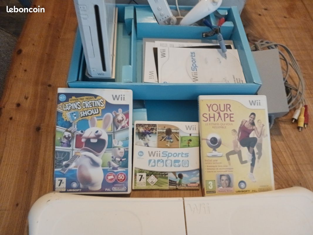 Titre : Pack Nintendo Wii Blanche avec Balance Board + 3 Jeux (En boîte (image 4)