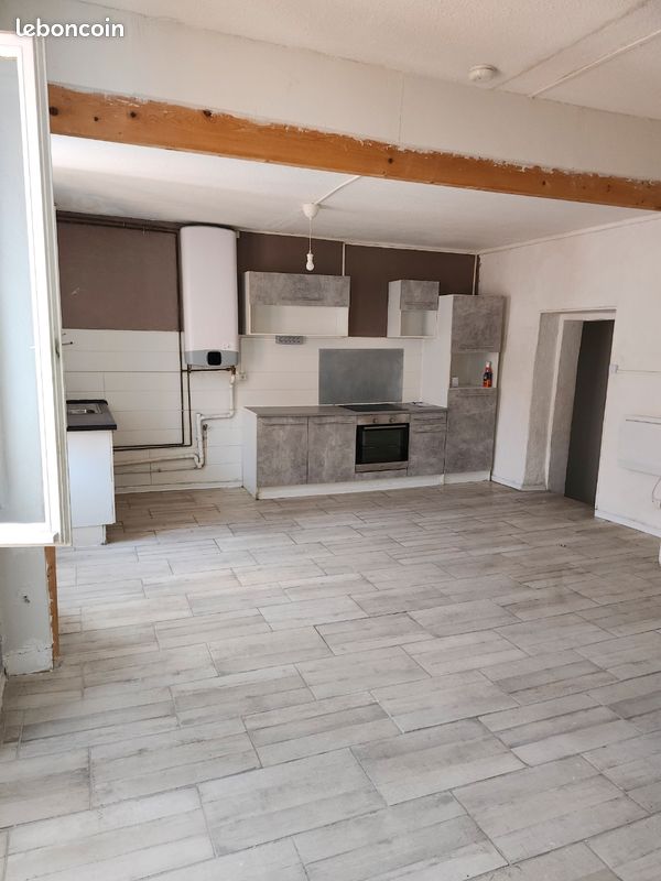 Appartement 3 pièces 55 m² · à Alès · 55 m² · 50 000 €