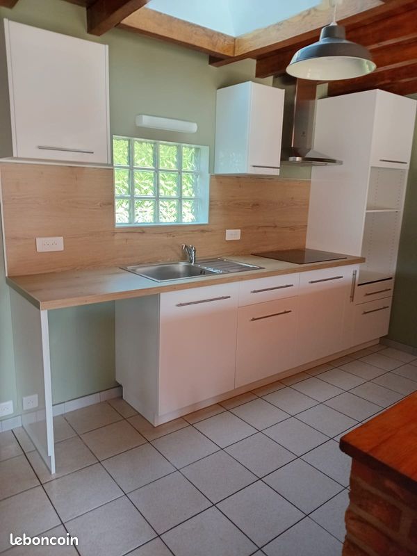 Maison 3 pièces 85 m² · à Preures · 85 m² · 650 €