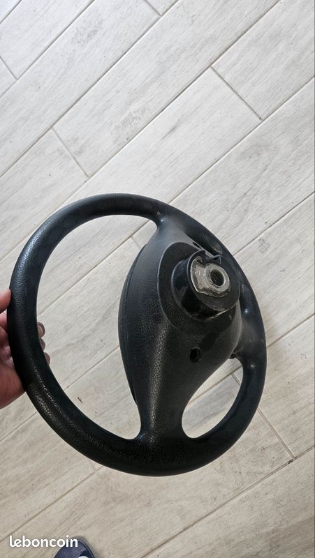 Volant 106 (image 2)