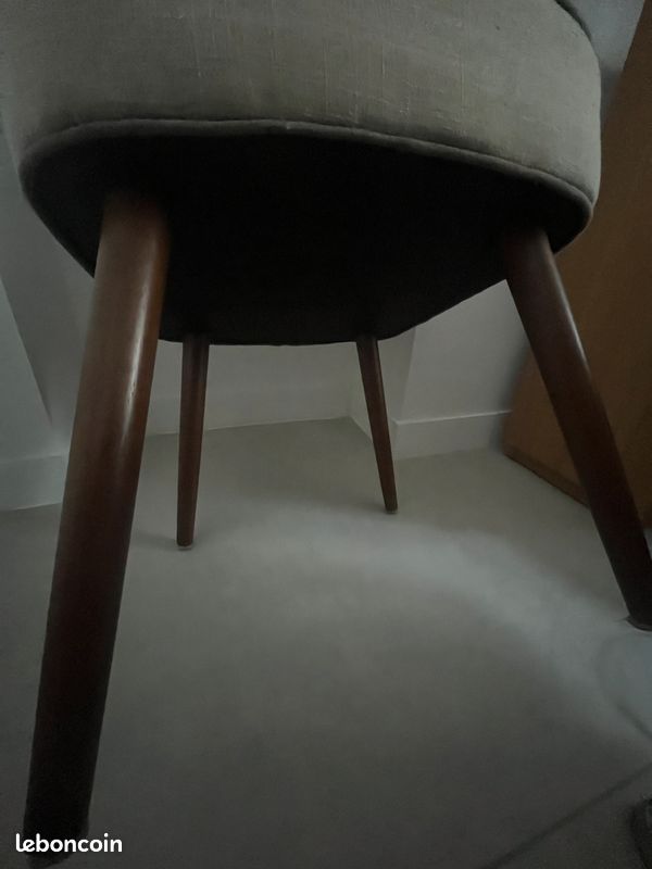 2 chaises excellent état Made.com (image 2)