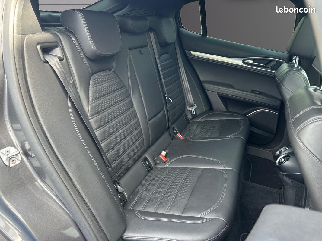 ALFA ROMEO STELVIO 2.0T 280 TURISMO Q4 AT 280Ch Garantie 12 mois 99700 kms (image 14)