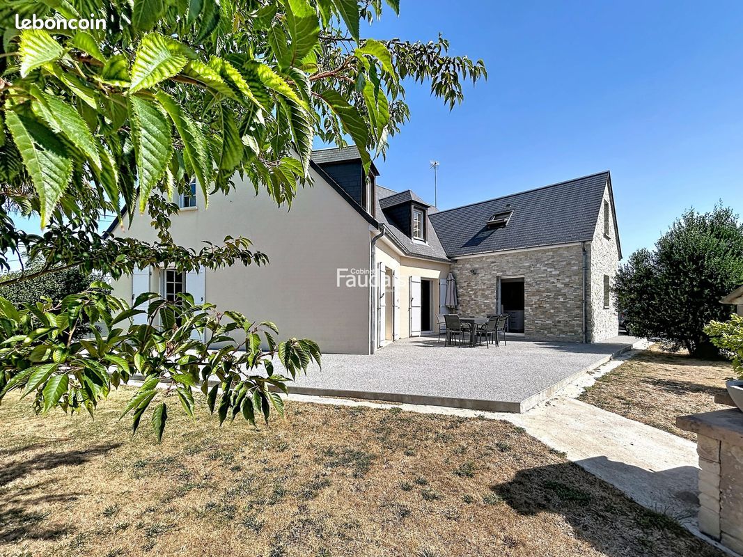 Maison 6 pièces 189 m² · à Gouville-sur-Mer · 189 m² · 493 500 €